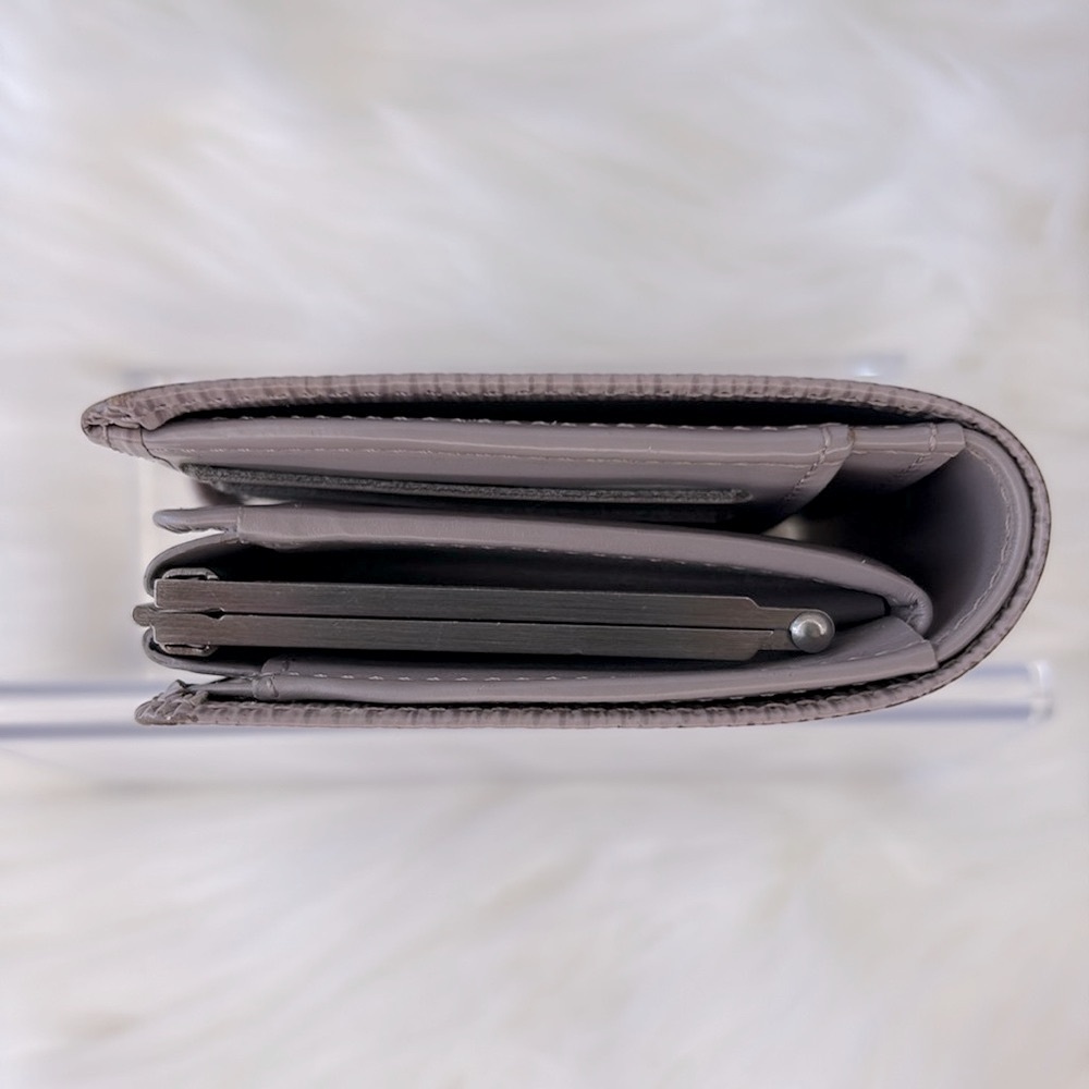 Louis Vuitton Grey/Taupe Textured Epi Leather Wallet - Picture 13 of 14